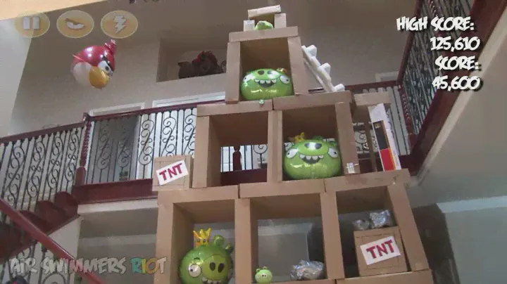 Angry Birds Air Swimmers RC RIOT! (by William Mark Corporation)